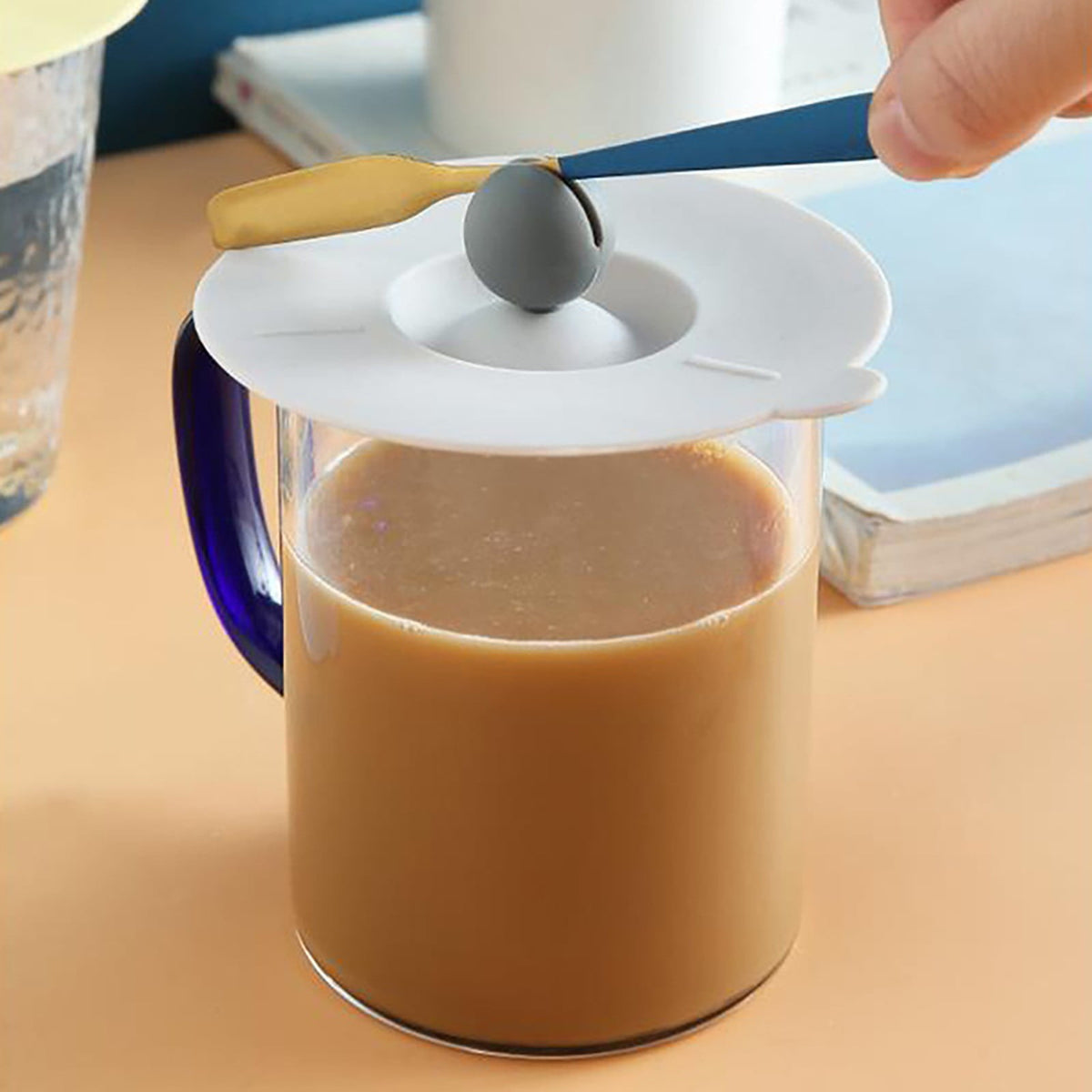 Universal Silicone Cup Lids, Set of 4 Airtight Mug Covers at 3.94 Inches - Image 4