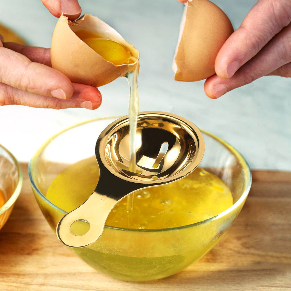 Golden Stainless Steel Egg Whisk and Yolk Separator Set, 31 cm Balloon Whisk - Image 3